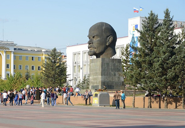列宁石碑